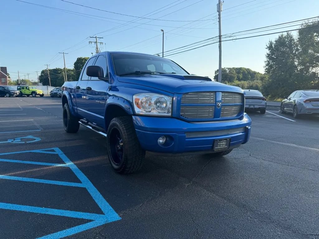 Used 2007 Dodge Ram 1500 Truck SLT AWD/4WD image 4