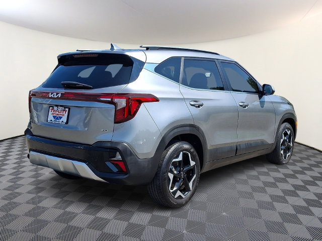 Used 2024 Kia Seltos EX AWD/4WD image 6