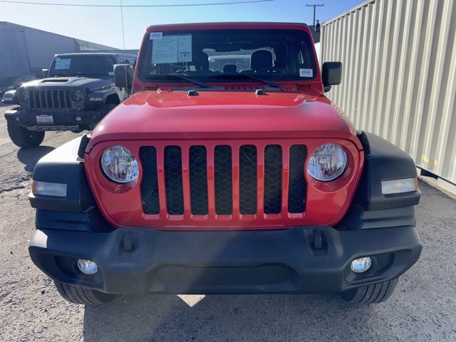 Used 2022 Jeep Gladiator Sport image 2