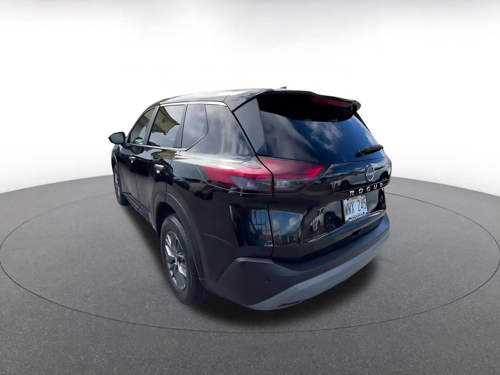 Used 2023 Nissan Rogue S FWD image 10