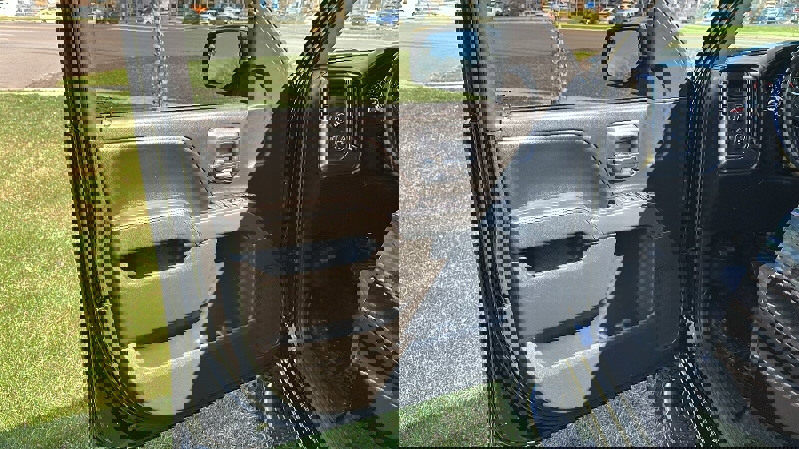 Used 2017 Chevrolet Silverado 1500 LT w/ All Star Edition image 8