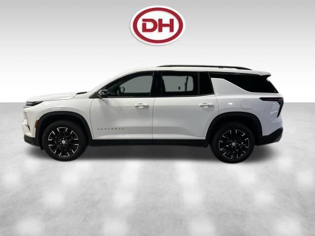 Used 2025 Chevrolet Traverse LT w/ Sun and Wheel Package image 8