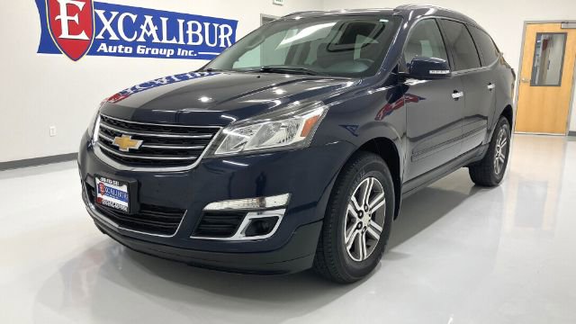 Used 2017 Chevrolet Traverse LT image 17