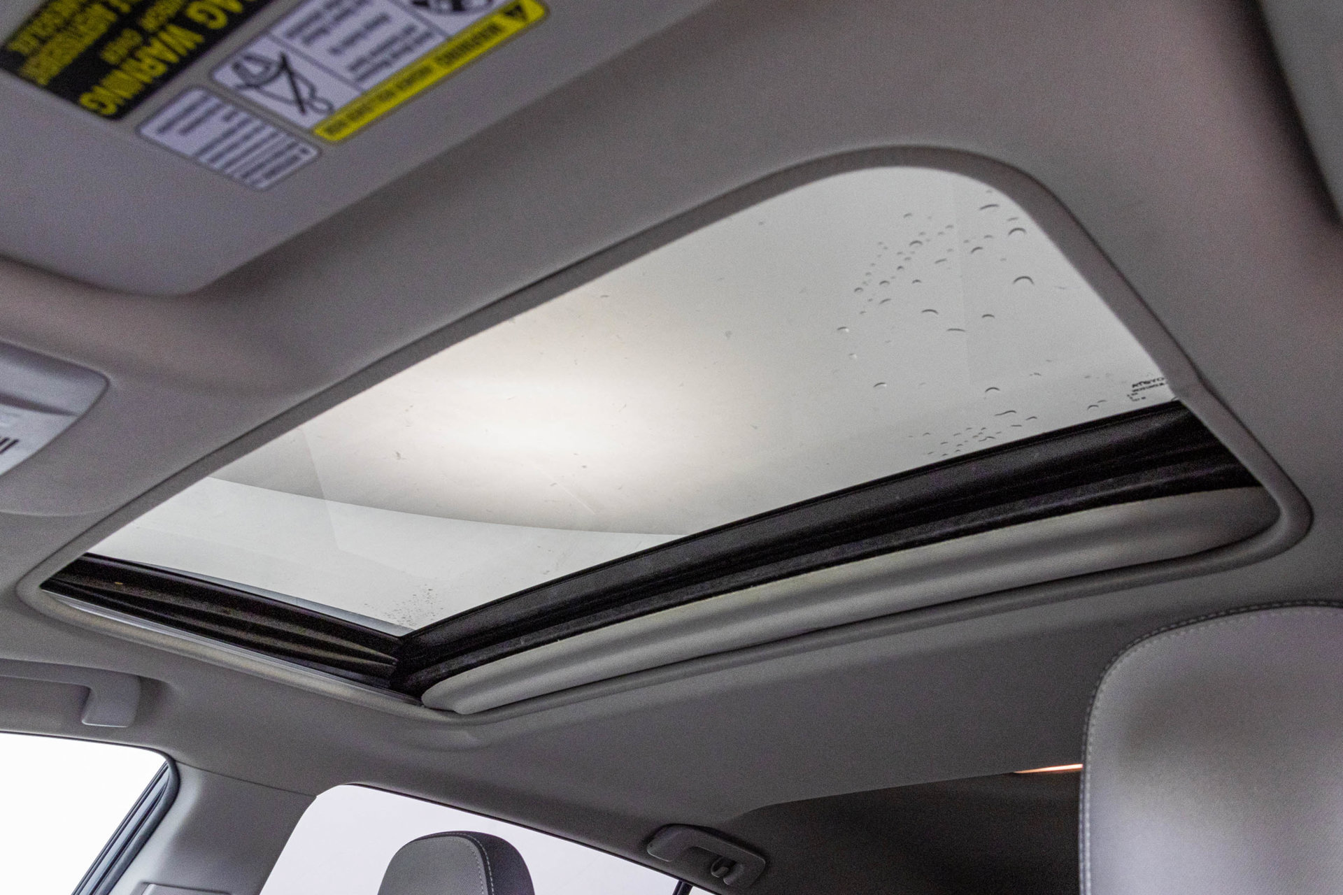 Used 2013 Toyota RAV4 XLE FWD image 7