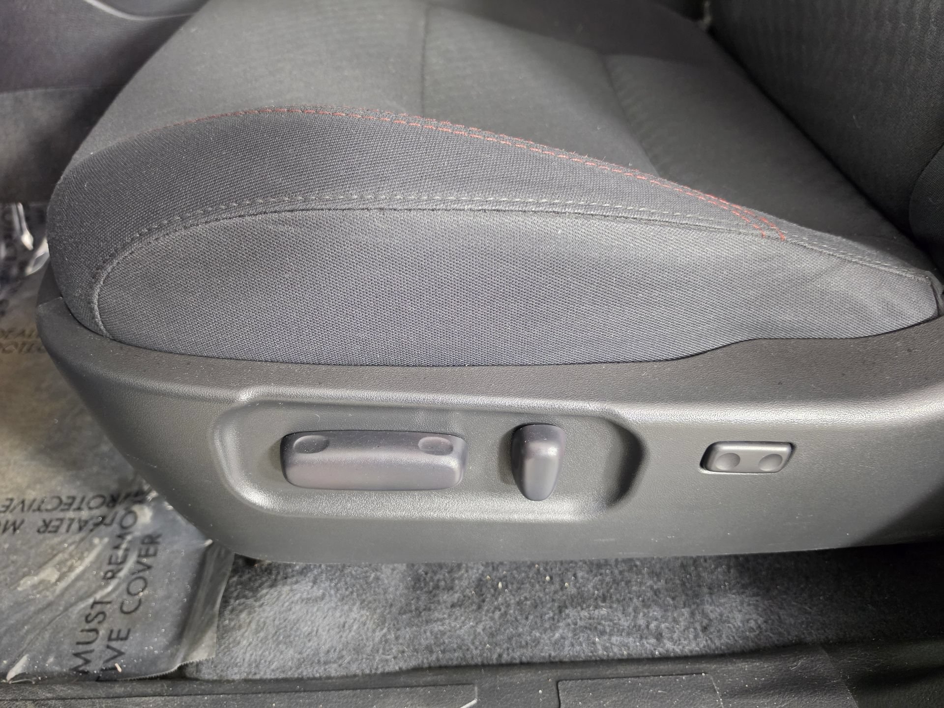 Used 2023 Toyota Tacoma SR5 AWD/4WD image 4