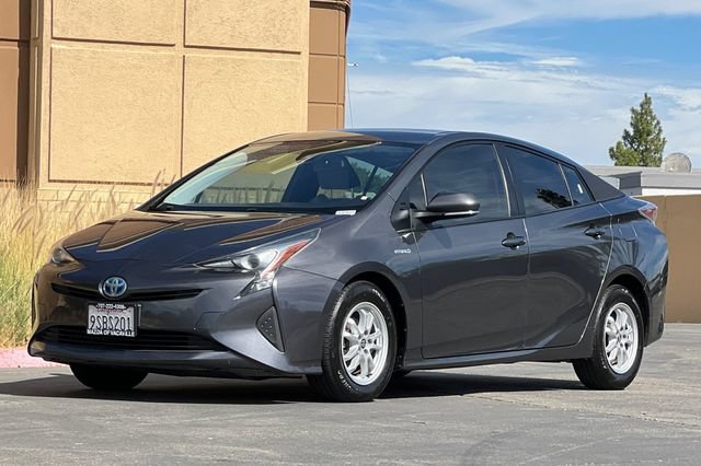 Used 2017 Toyota Prius Four FWD image 8