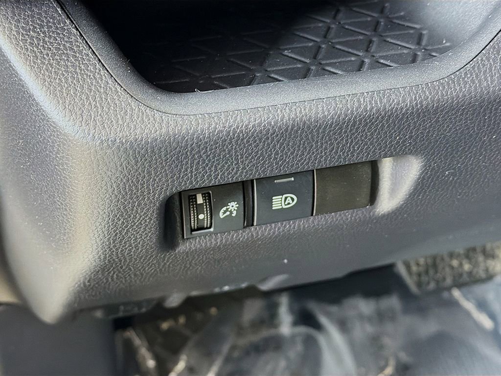 Used 2025 Toyota RAV4 LE image 25