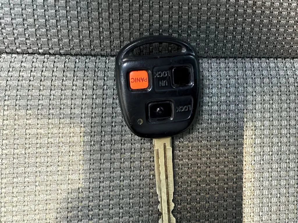 Used 2013 Toyota FJ Cruiser 4WD w/ Trail Teams Special Edition image 29