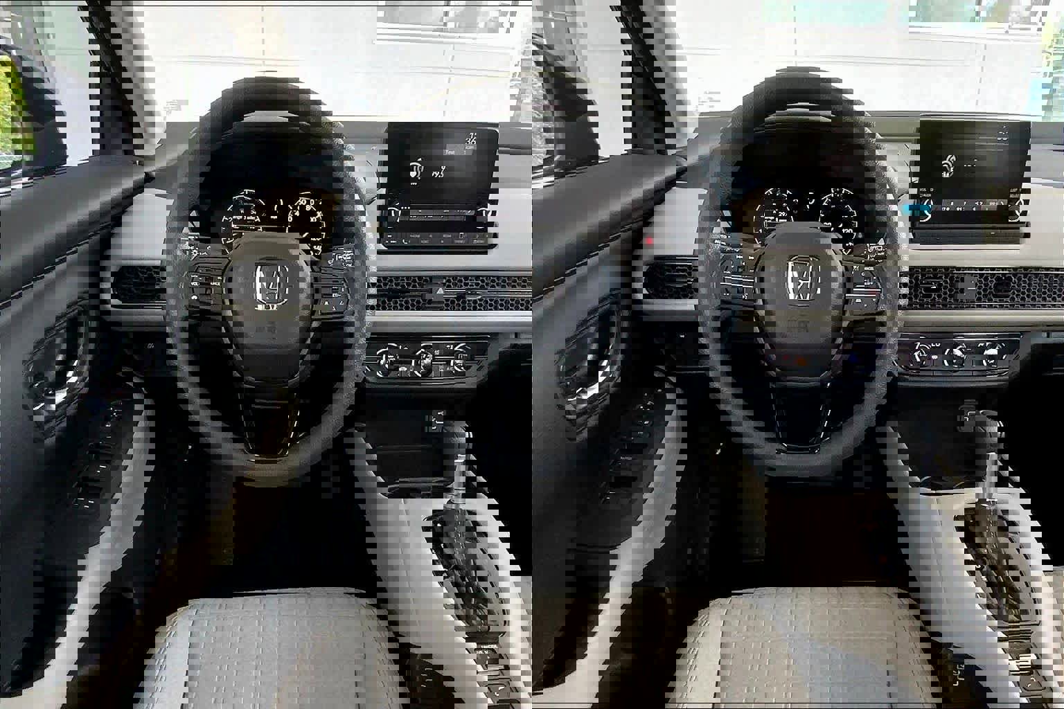 Used 2025 Honda HR-V LX image 6