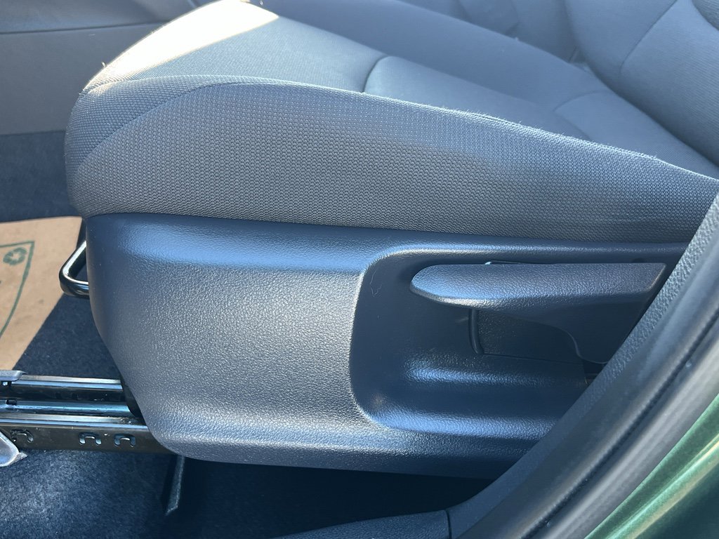 Used 2024 Toyota Corolla Cross LE image 15