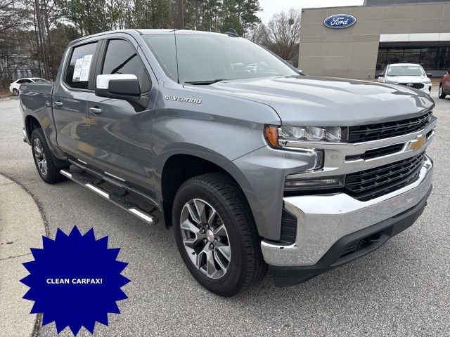 Used 2022 Chevrolet Silverado 1500 LT image 2