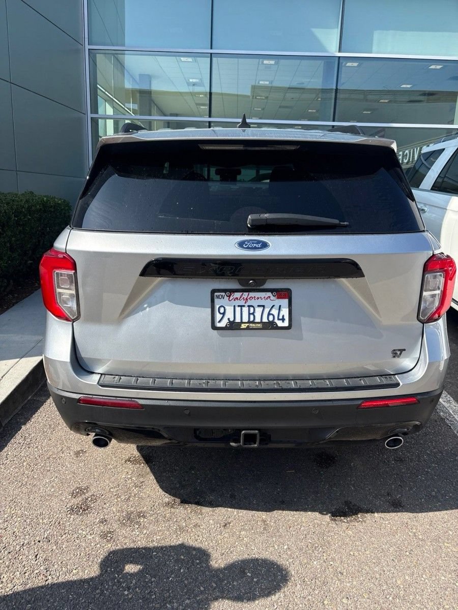 Used 2023 Ford Explorer ST-Line w/ Class IV Trailer Tow Package RWD image 3