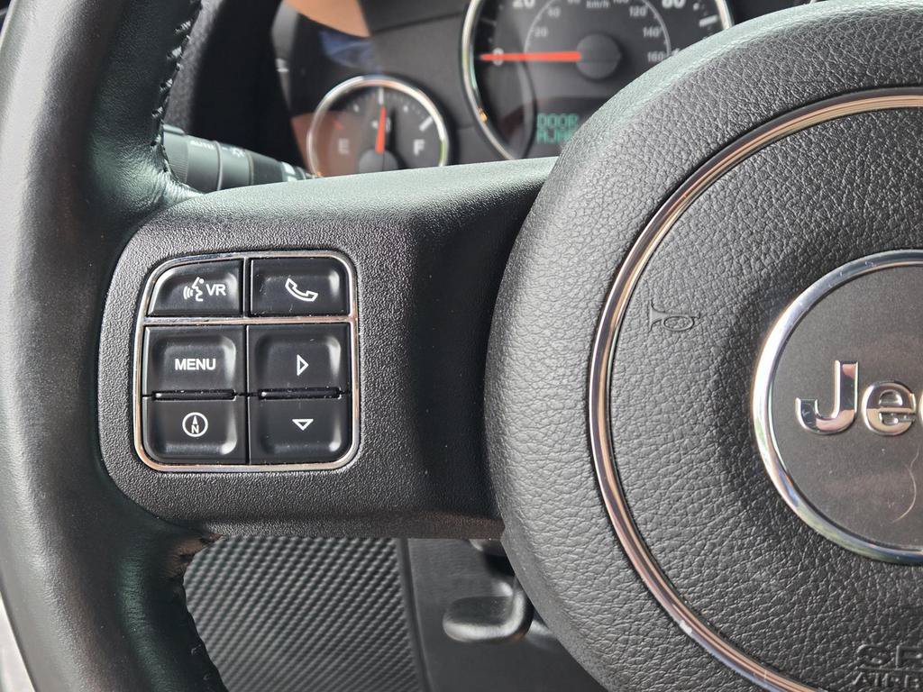 Used 2012 Jeep Wrangler Unlimited Sahara w/ Connectivity Group AWD/4WD image 20