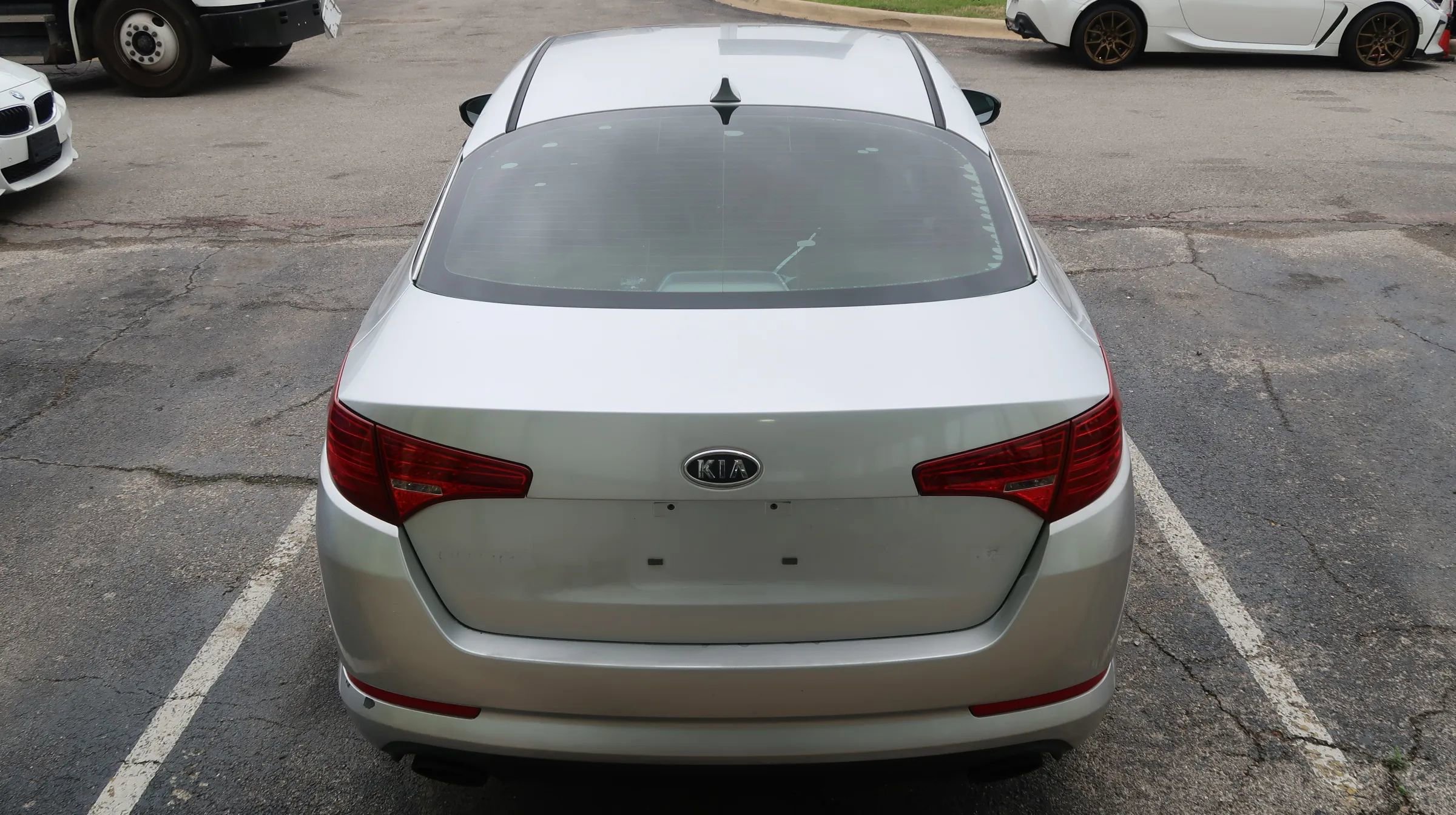 Used 2011 Kia Optima LX FWD image 11