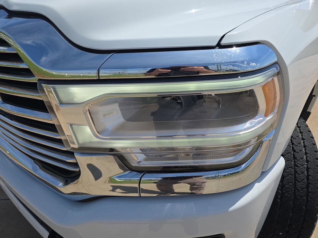 Used 2024 RAM 2500 Laramie w/ Safety Group AWD/4WD image 30