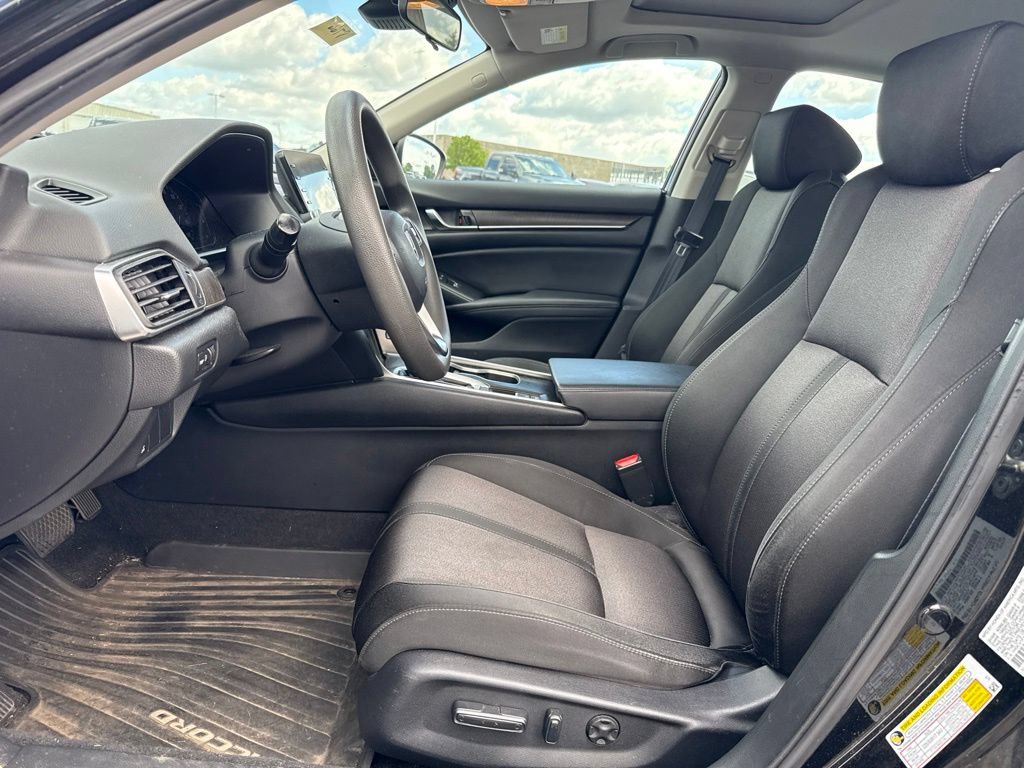 Used 2019 Honda Accord EX image 15