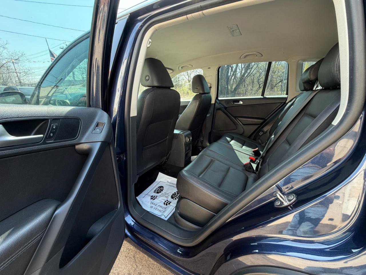 Used 2016 Volkswagen Tiguan S image 25