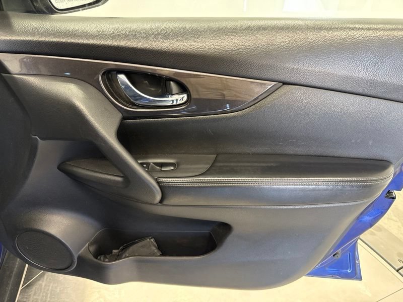 Used 2019 Nissan Rogue S w/ Special Edition Package AWD/4WD image 13