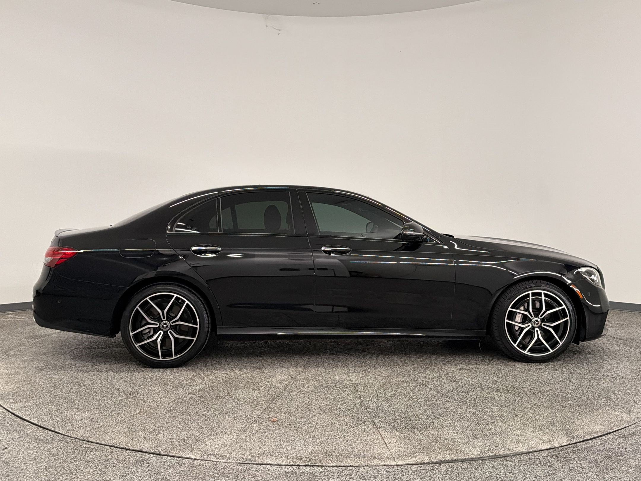 Certified 2023 Mercedes-Benz E 450 4MATIC Sedan image 7