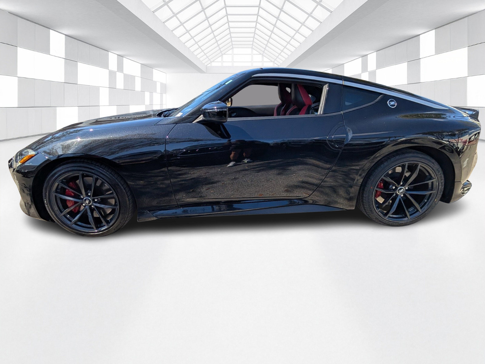 Certified 2024 Nissan Z Performance w/ Floor Mat Package image 4