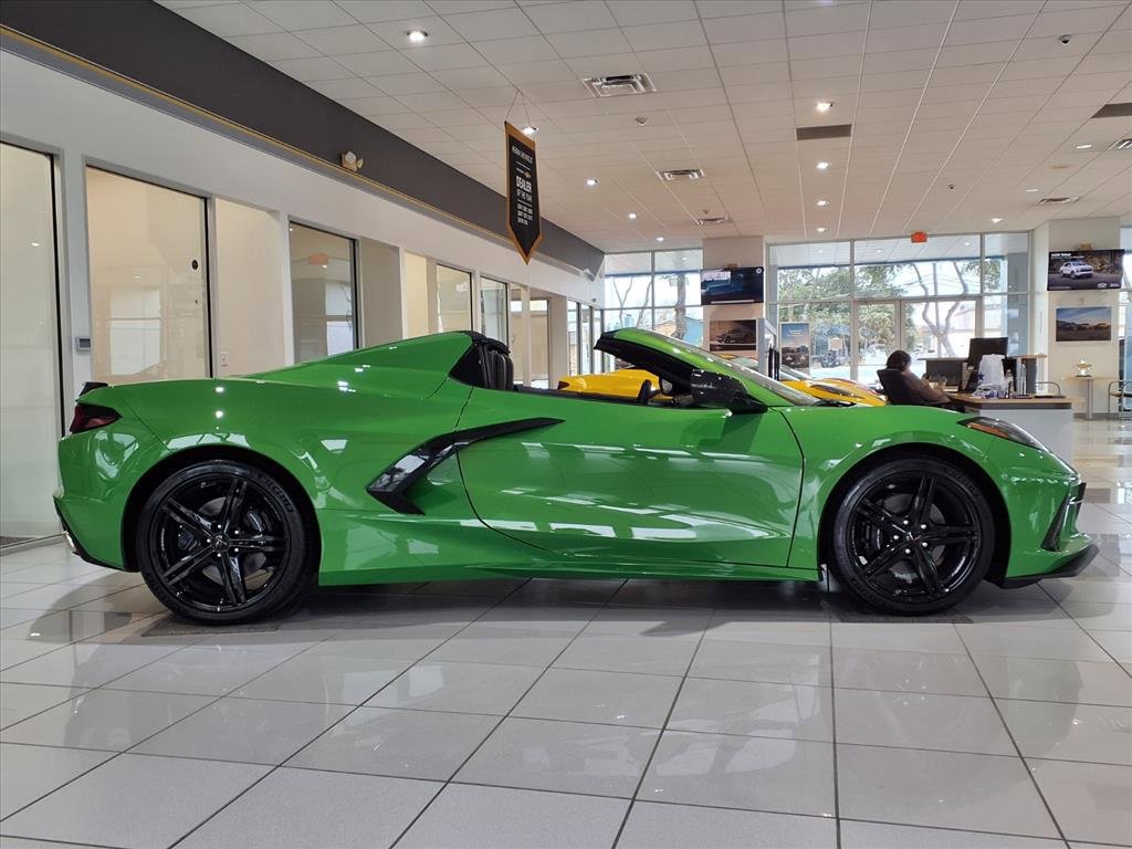 New 2026 Chevrolet Corvette Stingray Convertible w/ 1LT image 3