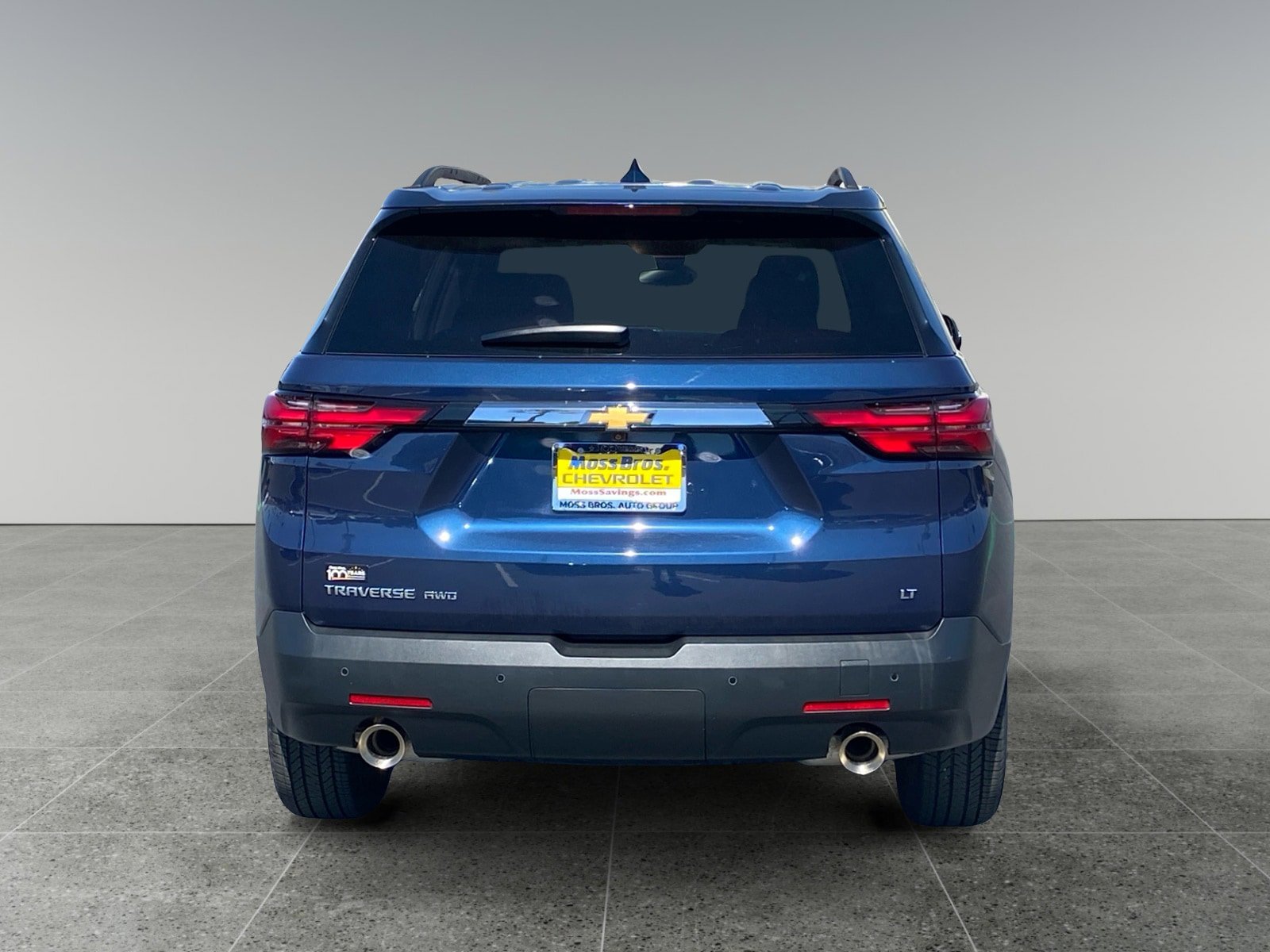 Used 2023 Chevrolet Traverse LT w/ LPO, Floor Liner Package AWD/4WD image 4