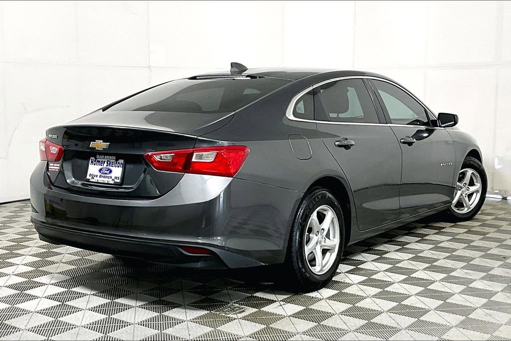 Used 2018 Chevrolet Malibu LS image 12
