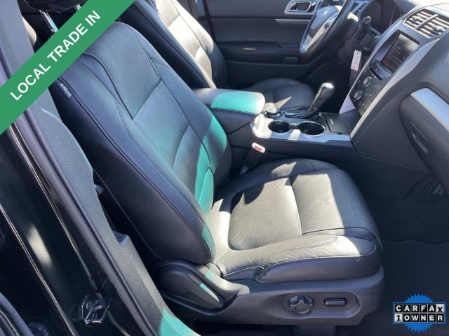 Used 2015 Ford Explorer XLT w/ Equipment Group 202A AWD/4WD image 24
