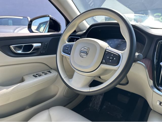 Used 2022 Volvo S60 T8 R-Design Expression w/ Premium Package AWD/4WD image 28