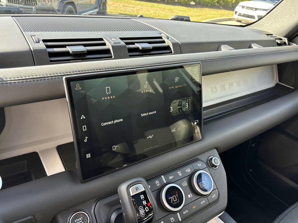 Certified 2025 Land Rover Defender 110 S image 14