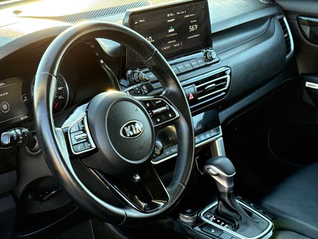 Used 2021 Kia Seltos SX w/ SX Sunroof Package image 20