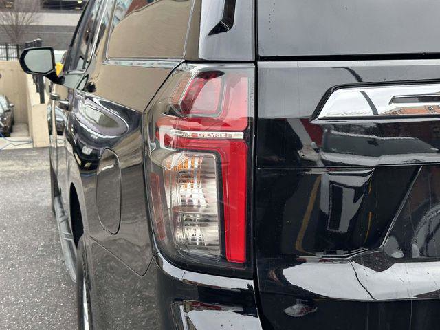 Used 2023 Chevrolet Suburban LT image 11