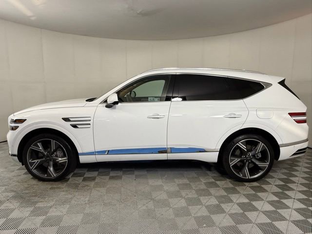 Used 2025 Genesis GV80 3.5T Prestige image 3