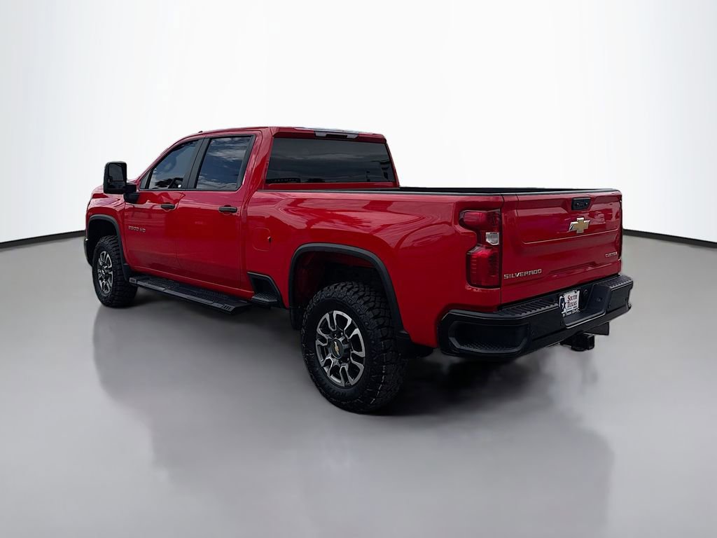 Used 2024 Chevrolet Silverado 2500 Custom w/ Custom Value Package image 5