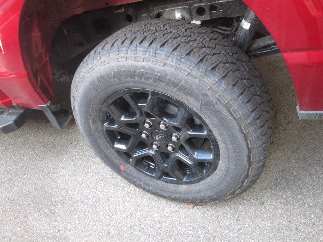 New 2026 Ford F150 XLT w/ Equipment Group 302A MID AWD/4WD image 4