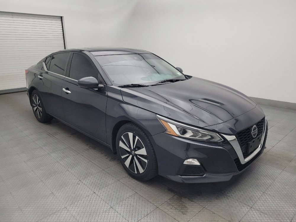 Used 2022 Nissan Altima 2.5 SV w/ SV Premium Package FWD image 13