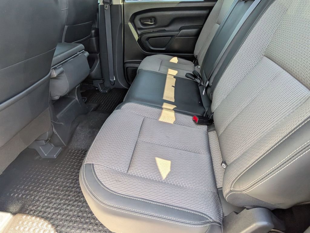 Used 2019 Nissan Titan S AWD/4WD image 19