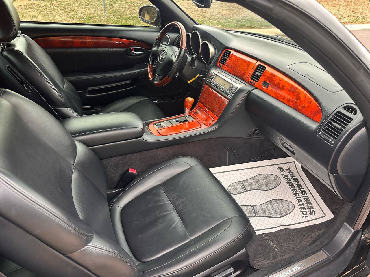 Used 2008 Lexus SC 430 Convertible RWD image 23