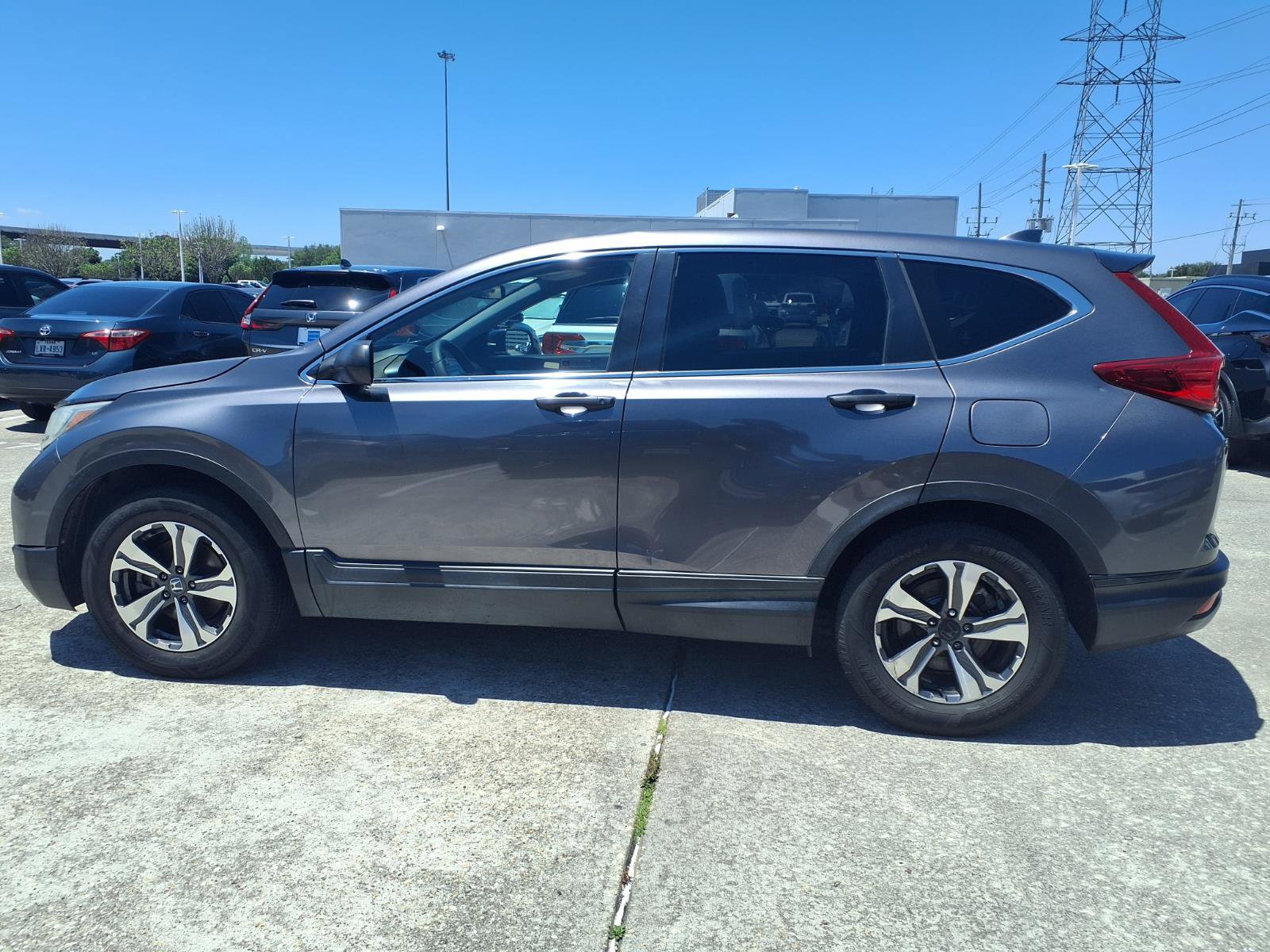 Used 2017 Honda CR-V LX image 5