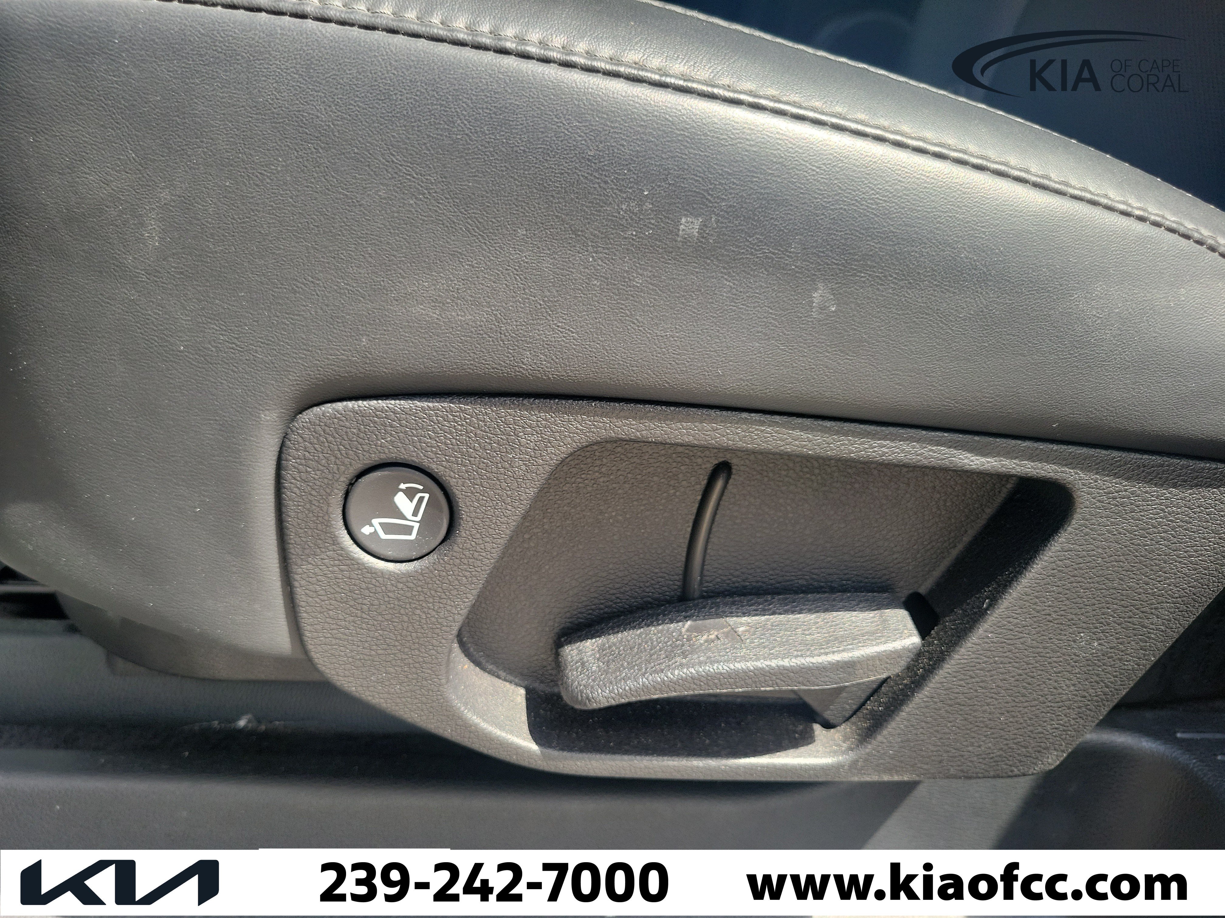 Certified 2025 Kia Telluride S AWD/4WD image 14