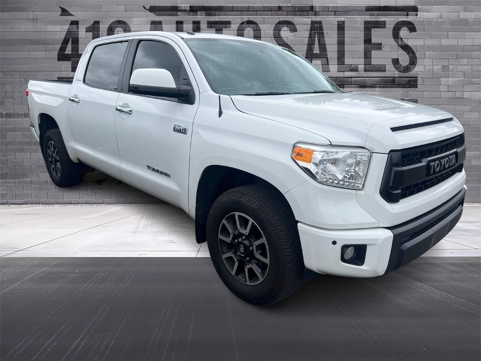 Used 2016 Toyota Tundra Limited w/ Limited Premium Package AWD/4WD image 1