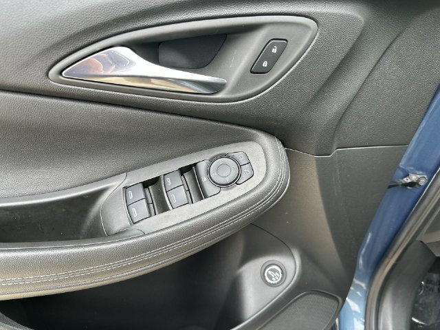 Certified 2024 Buick Encore GX Preferred AWD/4WD image 17