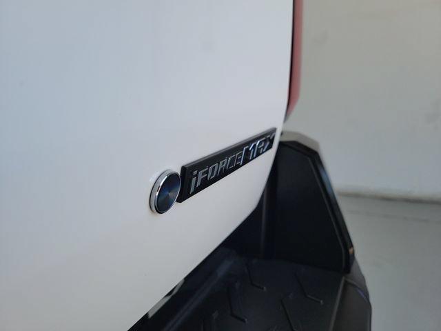 Used 2025 Toyota Tacoma TRD Pro AWD/4WD image 8