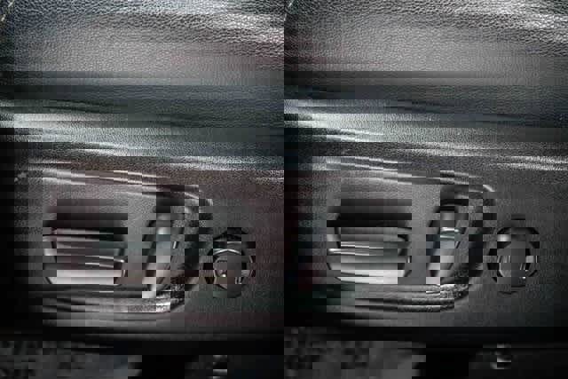 Used 2020 Toyota Sienna SE image 20