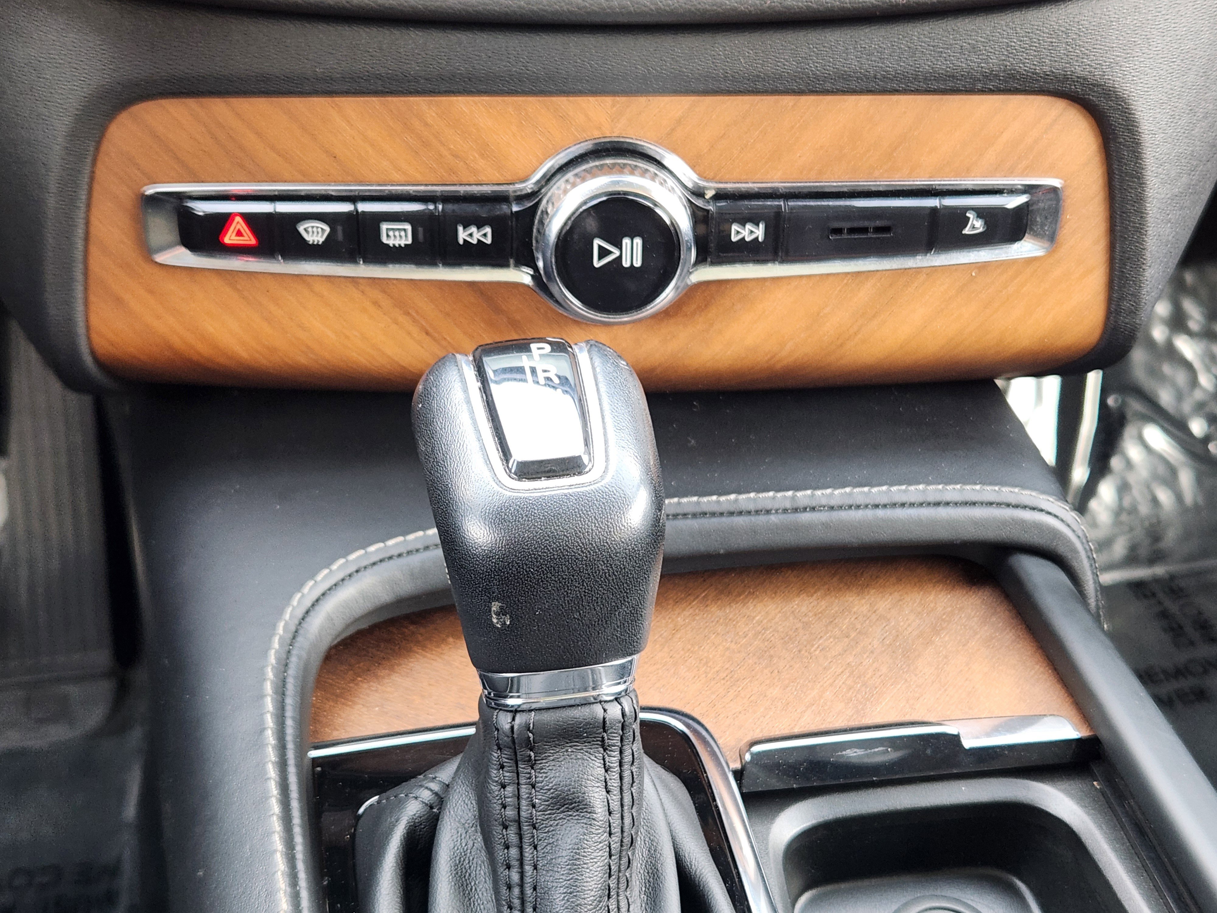 Used 2018 Volvo XC90 T6 Inscription w/ Convenience Package image 29