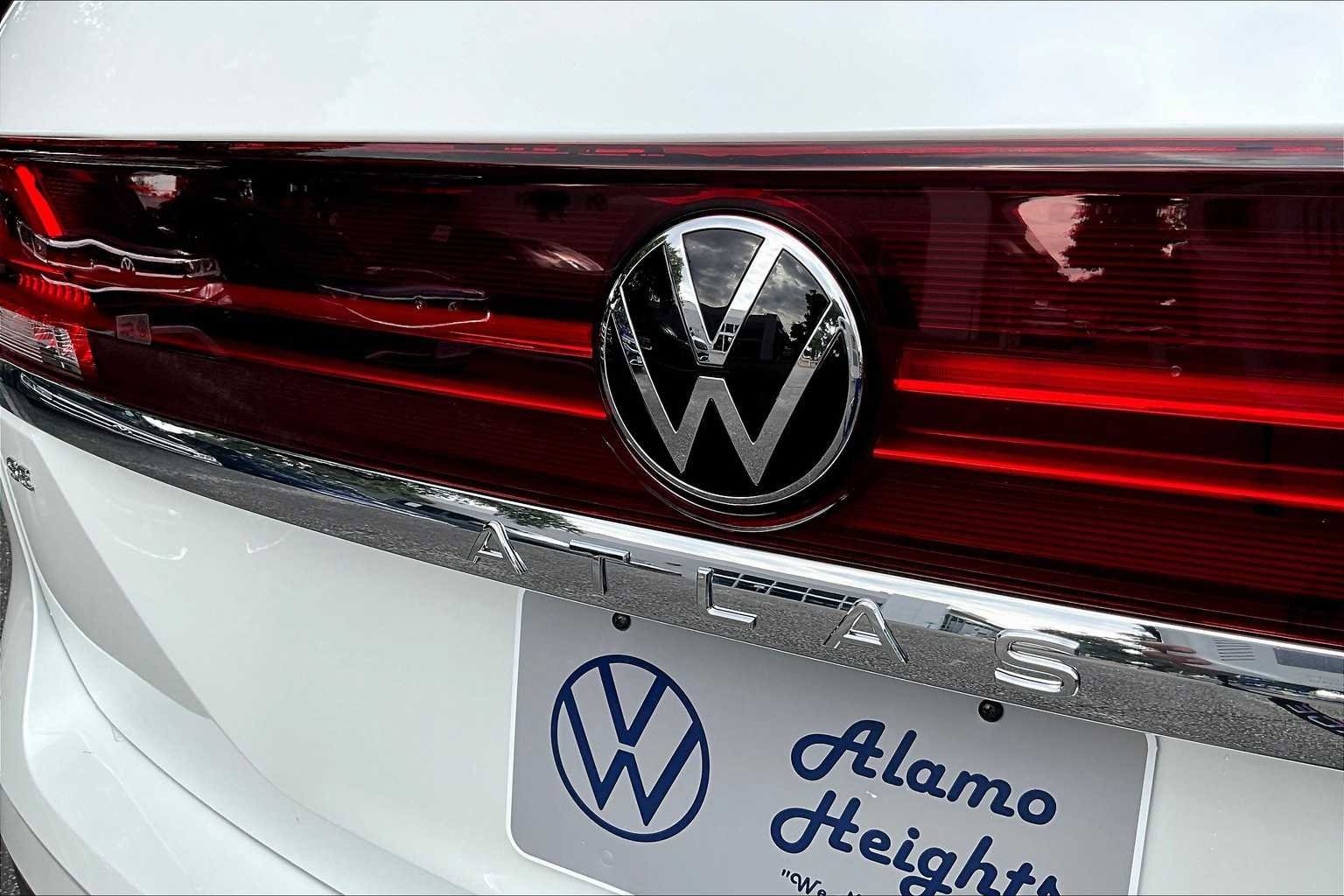 New 2026 Volkswagen Atlas SE FWD image 15