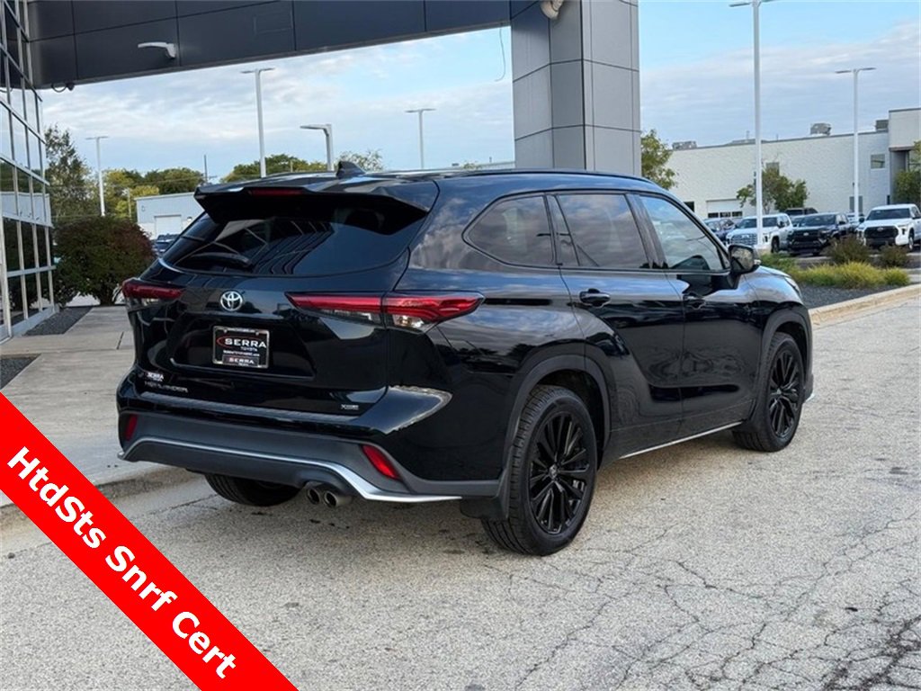 Used 2023 Toyota Highlander XSE image 3