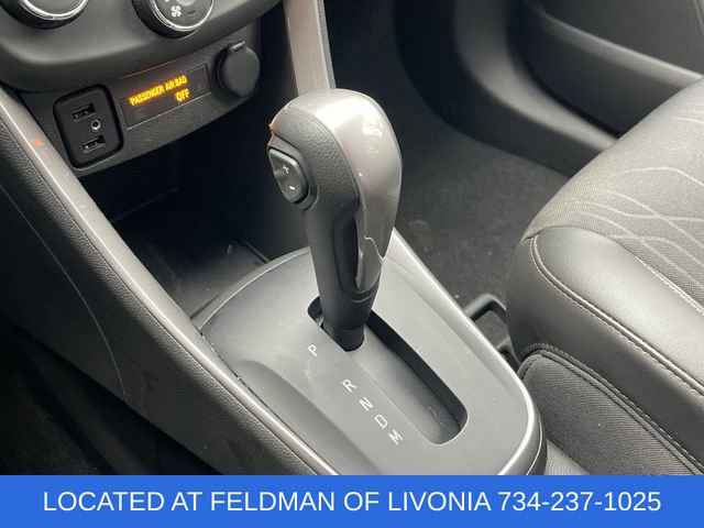 Certified 2022 Chevrolet Trax LT w/ LT Convenience Package image 15
