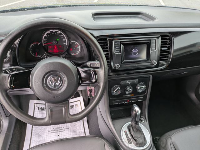 Used 2016 Volkswagen Beetle 1.8T S FWD image 22