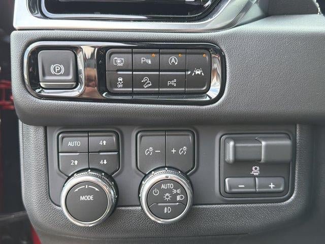 New 2026 GMC Yukon XL Elevation AWD/4WD image 30